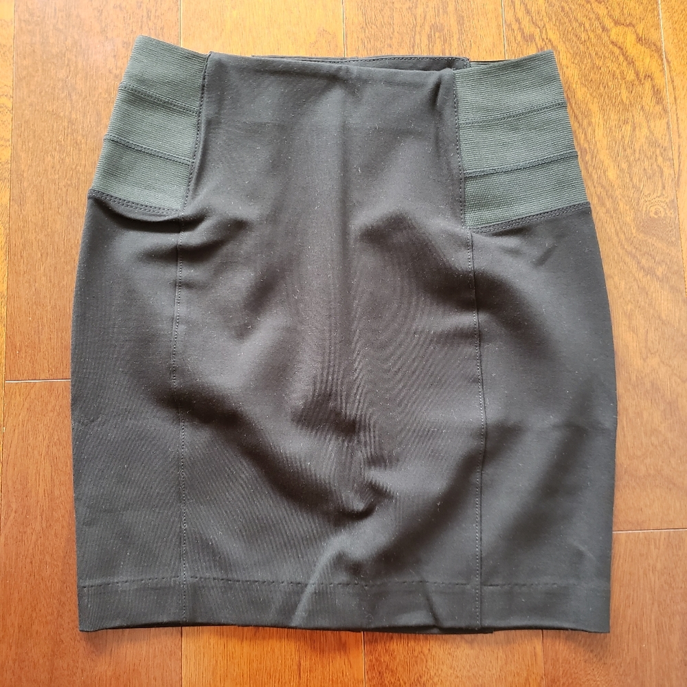 Dynamite Black Skirt Size Small